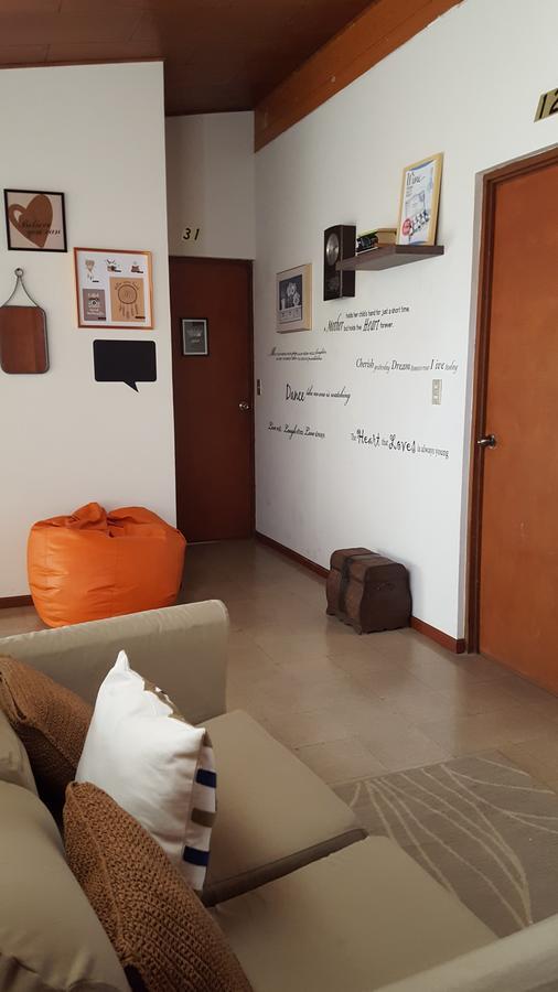 Hostal San Benito Сан Салвадор Екстериор снимка